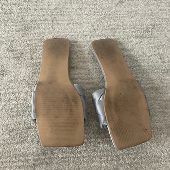 H&M slides - Picture 2 of 3